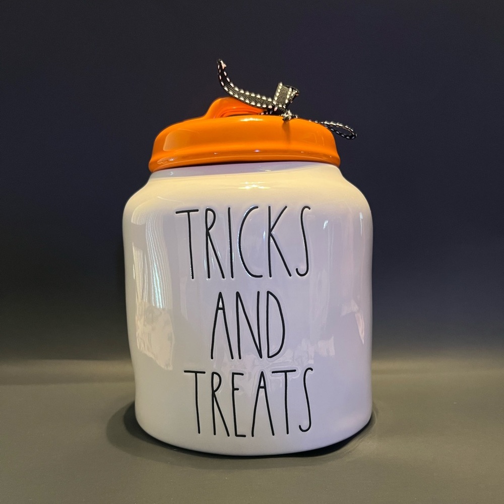 Rae Dunn Trick and Treats Cainster